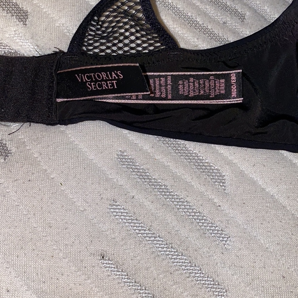 Ladies intimates - Picture 3 of 3
